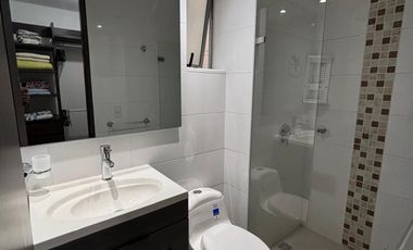 APARTAMENTO JUNTO A HOSPITAL INTERNACIONAL, EXCELENTE UBICACIÓN