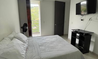 Alquiler Amoblado grande junto a UPB y HIC