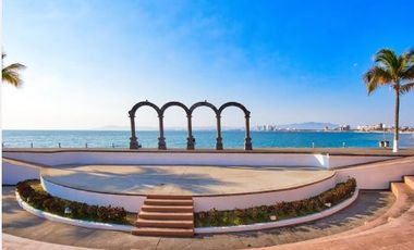 VENDO CASA EN PUERTO VALLARTA, COL. CENTRO PUERTO VALLARTA, JALISCO, 4 CUADRAS MALECON