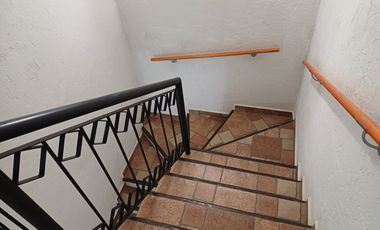 En renta, 3 Rec, 3.5 baños, Alberca, Vigilancia