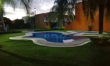 En renta, 3 Rec, 3.5 baños, Alberca, Vigilancia