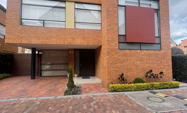 VENTA CASA CHIA CRA 9 ANTIGUA VIA A CAJIA CONJUNTO VILLA LAUREN