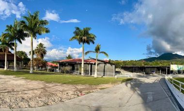 Centro de esparcimiento en venta en Moyobamba: Zona turística con alta demanda 🏝️🍹⛱️🌞