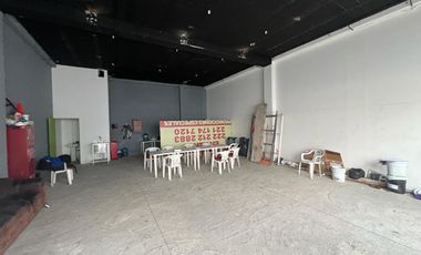 SE RENTA LOCAL COMERCIAL PLAZA ZAVALETA