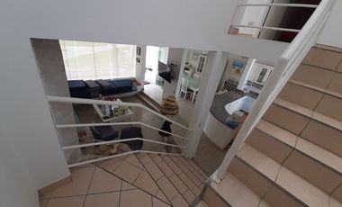 Alquilo Casa de Playa, Condominio Moravia, 07 Habitaciones, Amoblada y Equipada