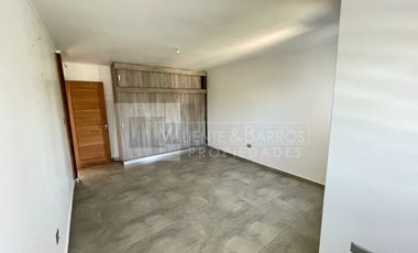 GRAN CASA EN VENTA EN DOÑA MATILDE - MACHALI