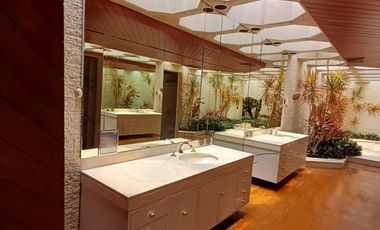 ESPECTACULAR RESIDENCIA CASA CON PISCINA