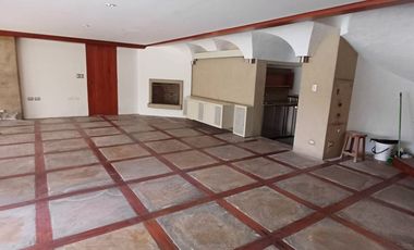 ESPECTACULAR RESIDENCIA CASA CON PISCINA