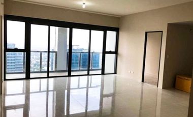 SEMI FURNISHED 4 BEDROOM UNIT FOR RENT IN UPTOWN RITZ RESIDENCE