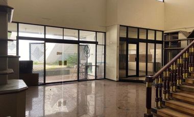 Rumah Tengah Kota Jl. Argopuro Sawahan Surabaya