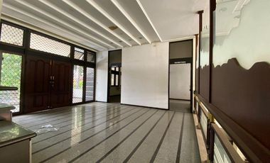 Rumah Tengah Kota Jl. Argopuro Sawahan Surabaya