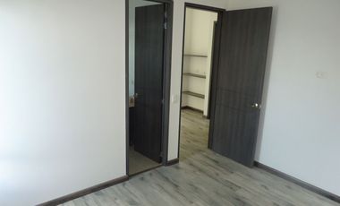 SE ARRIENDA CASA EN CHIA LA FAGUA