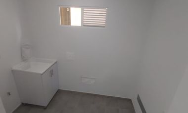 SE ARRIENDA CASA EN CHIA LA FAGUA