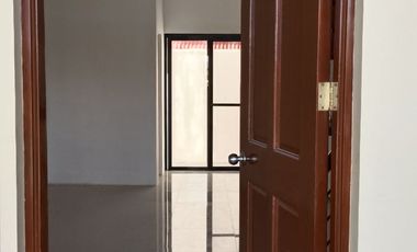 Malanday Valenzuela Brand New Townhouse 3 BR, 2 T&B, with front parking
