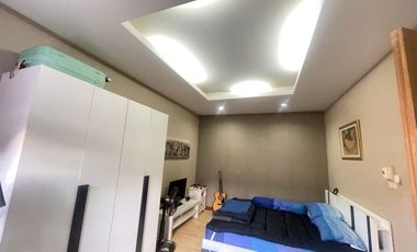 85798 - ขายถูก!! ทาวน์โฮม 2ชั้น25 ตร.ว หมู่บ้านแม่ธรณีทอง แยกอินโดจีน พิษณูโลก ตกแต่งสวย แถมเฟอร์นิเจอร์ทั้งหลัง หิ้วกระเป๋าเข้าอยู่ได้เลย