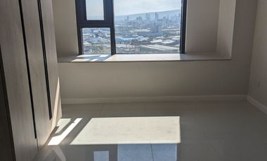 Rush Sale Mandani Bay Studio Unit Cebu