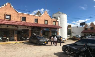 Locales en Centro Comercial Aleros de la Sabana, Chia, c.v 1841