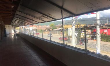 Locales en Centro Comercial Aleros de la Sabana, Chia, c.v 1841