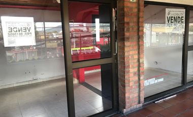 Locales en Centro Comercial Aleros de la Sabana, Chia, c.v 1841