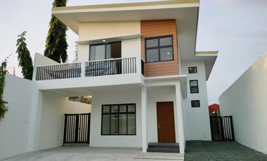 Brand New RFO 4-bedroom Single Detached House For Sale in BF Homes Parañaque Metro Manila