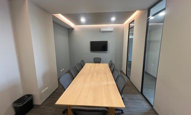 Oficinas en Calzada Zavaleta Torre LLUM