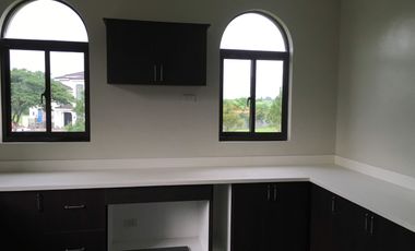 4 Bedroom house for lease at Portofino Heights, Daang Hari