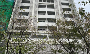 APARTMENT BUILDING FOR SALE / LEASE IN ALABANG, MUNTINLUPA