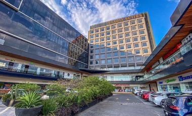 Renta oficinas edificio corporativo AAA Av. 5 de Febrero desde 81 m2