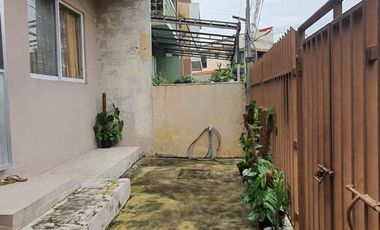 House and Lot for Sale in Palm Heights