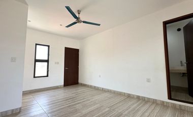 Excelente casa moderna de 2 plantas en privada