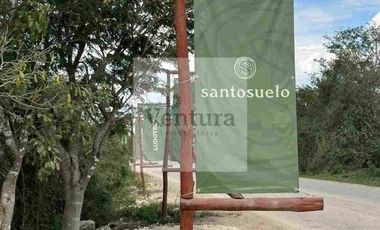 Terreno 612 m2 en venta en Valladolid con cenote y casa club cerca estación Tren Maya
