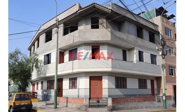 CASA URBANA EN VENTA
