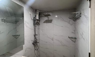 For Sale Condo Loft Type Unit in Mandani Bay