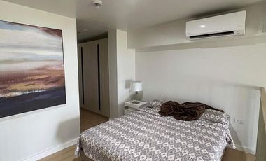 For Sale Condo Loft Type Unit in Mandani Bay