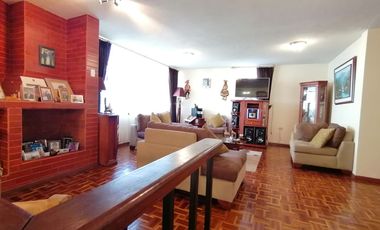 Amplia casa en Venta ideal para Casa Rentera