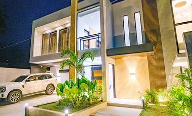 Income Generating and Modern House and Lot in Lakewood Executive Los Baños Laguna