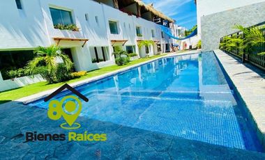 Villa en venta con alberca y palapa en la exclusiva zona Diamante de Acapulco