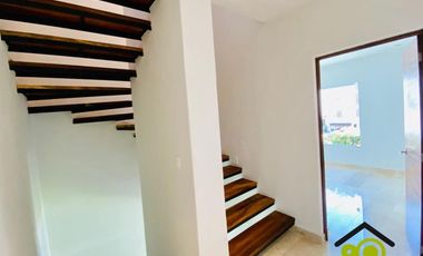 Villa en venta con alberca y palapa en la exclusiva zona Diamante de Acapulco
