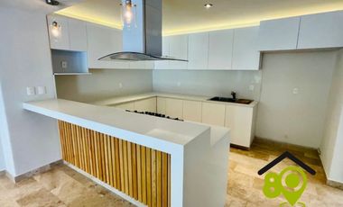 Villa en venta con alberca y palapa en la exclusiva zona Diamante de Acapulco