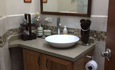🏡VENDO HERMOSA CASA CON TERRENO 3 DORMITORIOS BARRIO LA MONTANA EN SHEL VIA PUYO BAÑOS