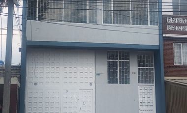 Bodega en Arriendo en la Calle 37 Sur con 72q barrio Carvajal