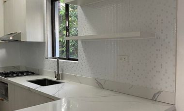 modern 3br house with 1 helpers room and 1 covered car garage