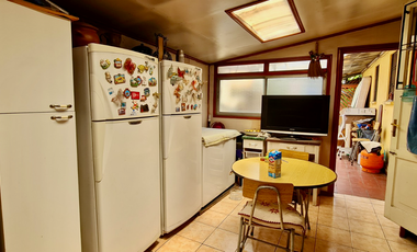 Amplia Casa Villa Macul a pocas cuadras Metro y Mall Quilin 6 Habitaciones