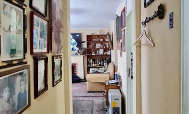 Amplia Casa Villa Macul a pocas cuadras Metro y Mall Quilin 6 Habitaciones