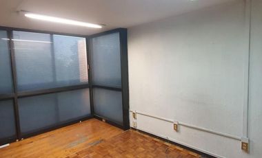 Nápoles Oficina en Venta