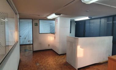 Nápoles Oficina en Venta