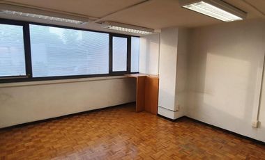 Nápoles Oficina en Venta