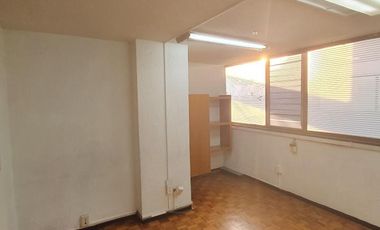 Nápoles Oficina en Venta