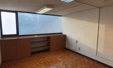 Nápoles Oficina en Venta