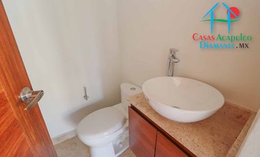 ¡Casa para estrenar! Roof garden con jacuzzi. Salida al jardín y alberca